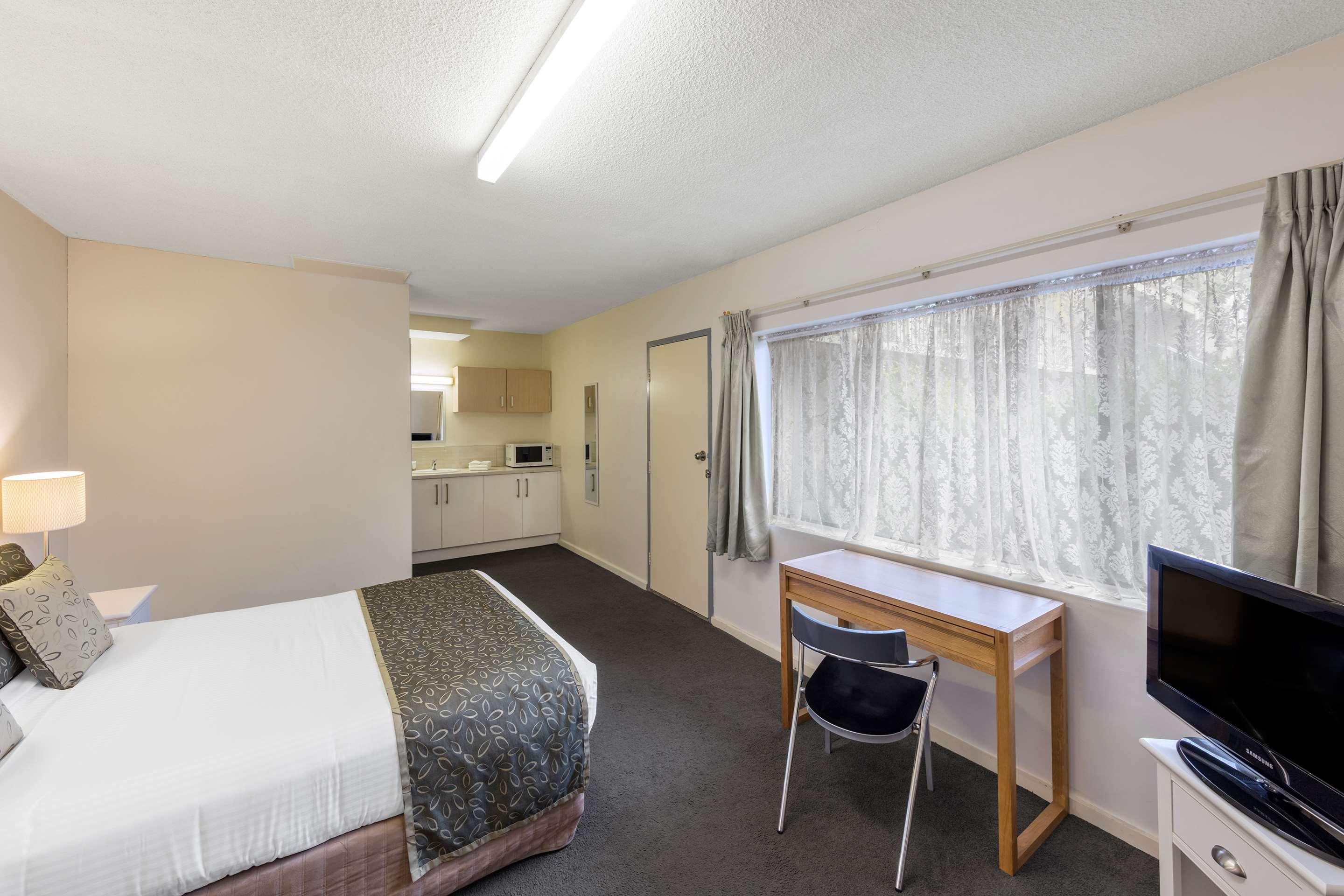 Best Western Plus Service Inn & Suites Lethbridge Luaran gambar