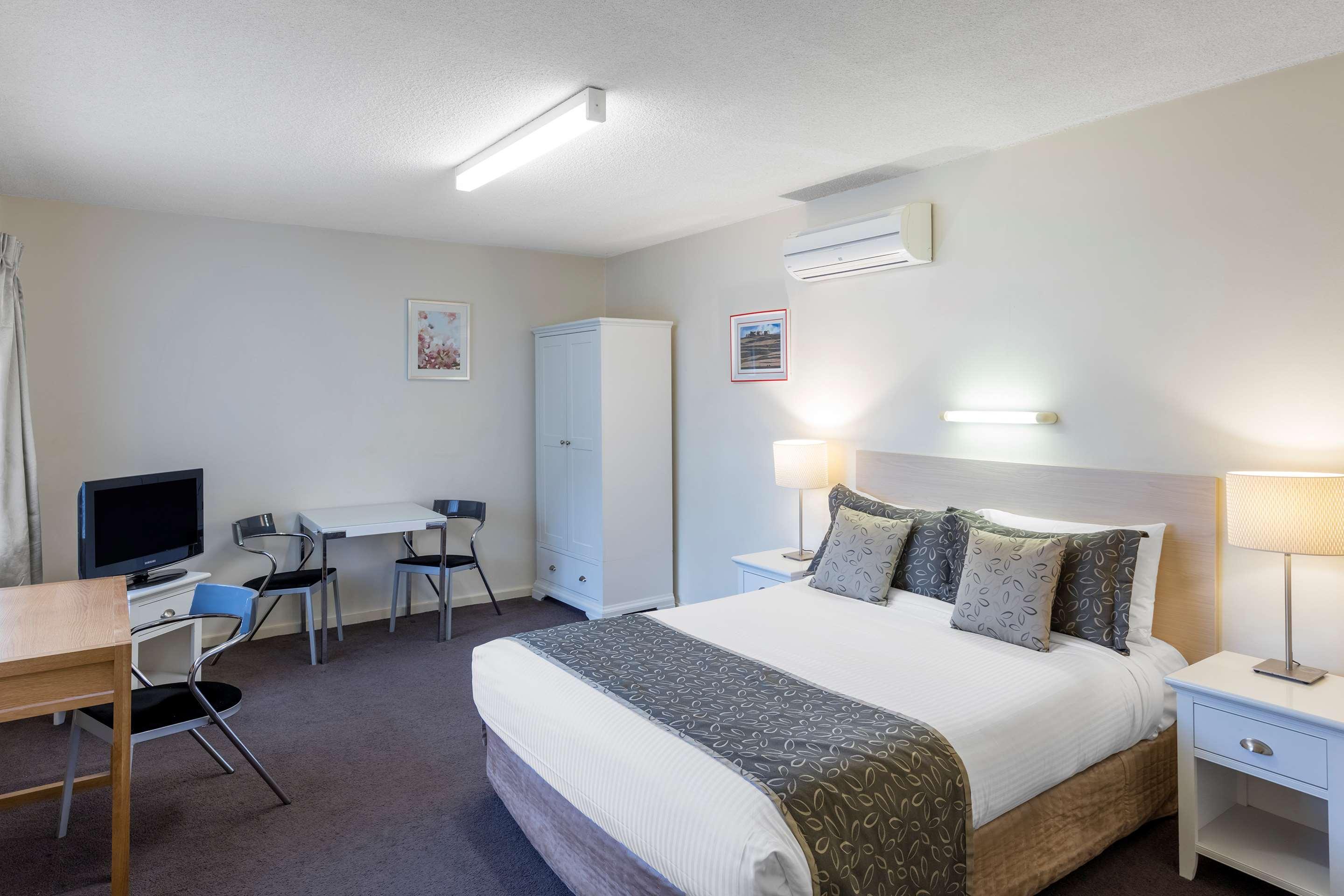 Best Western Plus Service Inn & Suites Lethbridge Luaran gambar