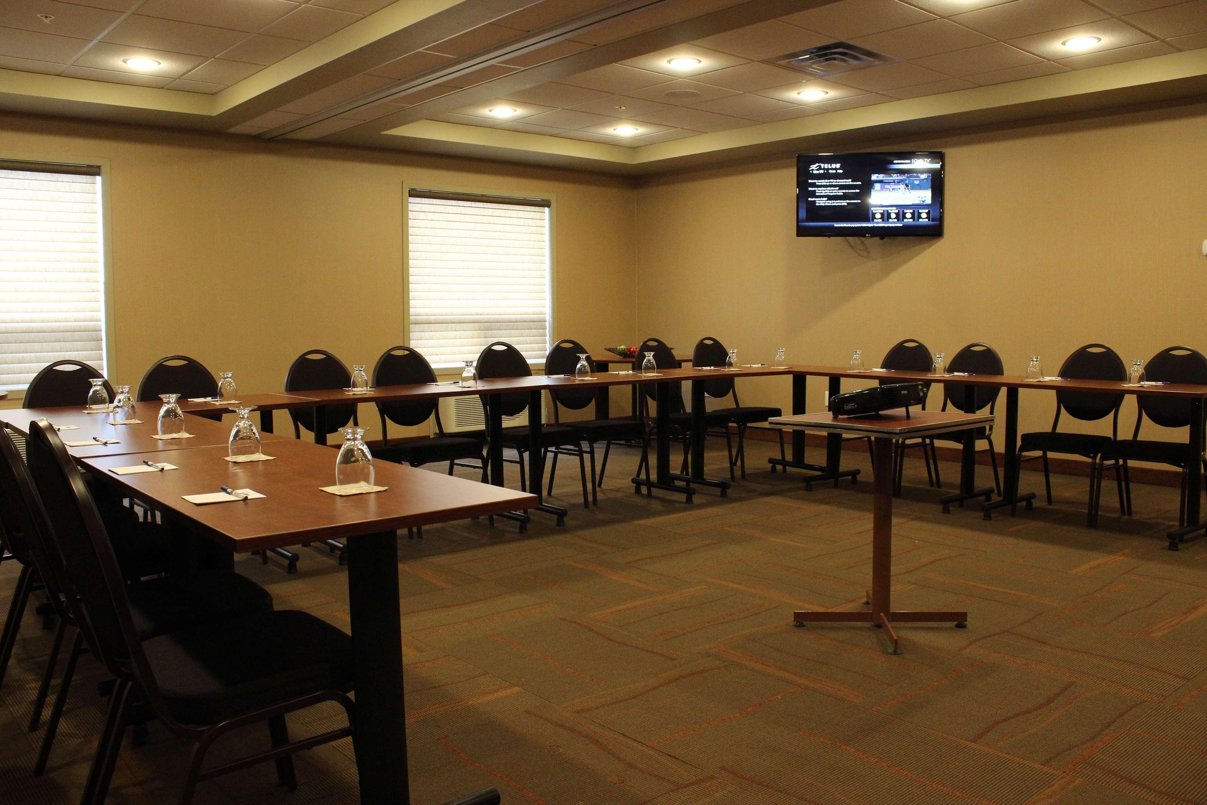 Best Western Plus Service Inn & Suites Lethbridge Luaran gambar