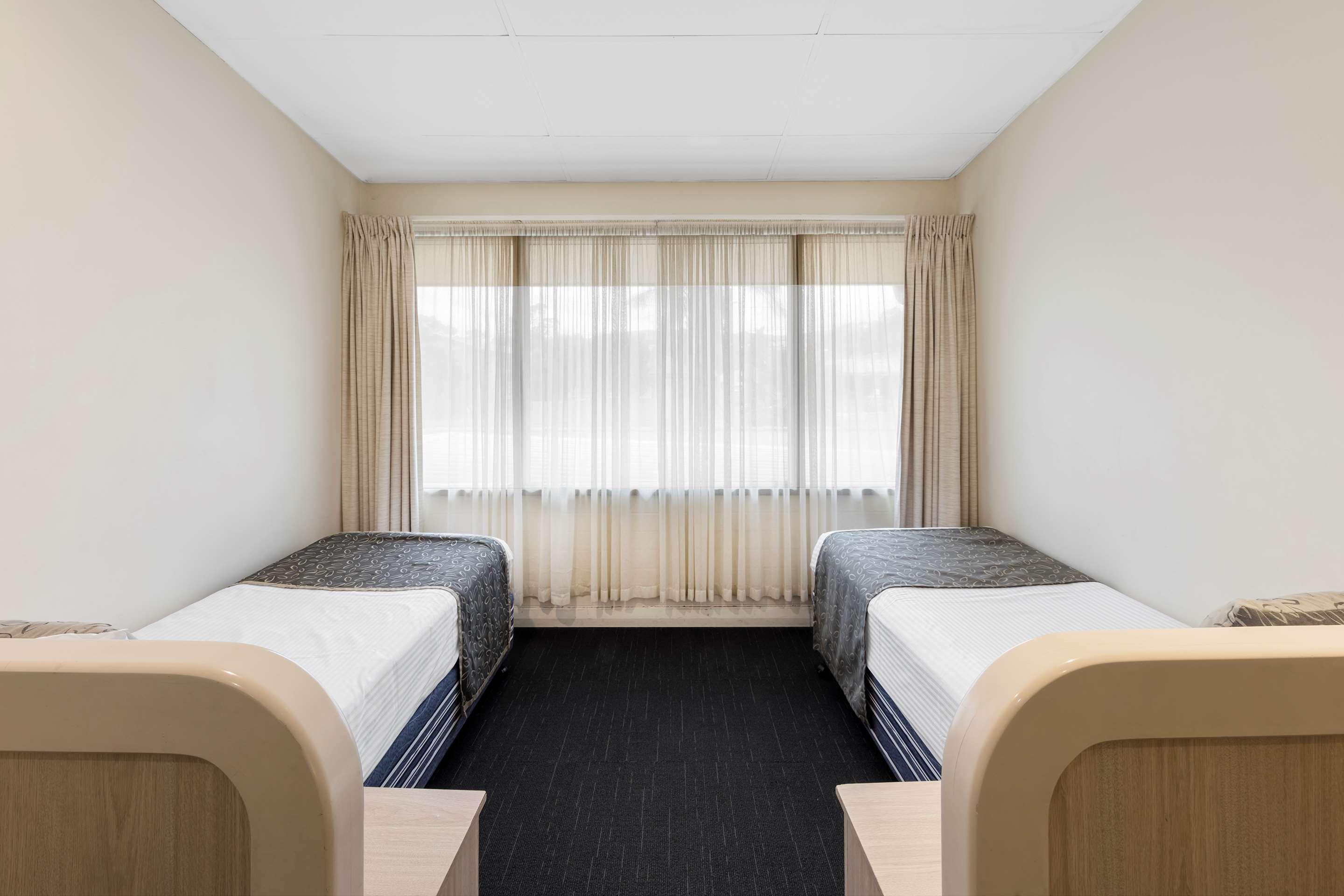 Best Western Plus Service Inn & Suites Lethbridge Luaran gambar