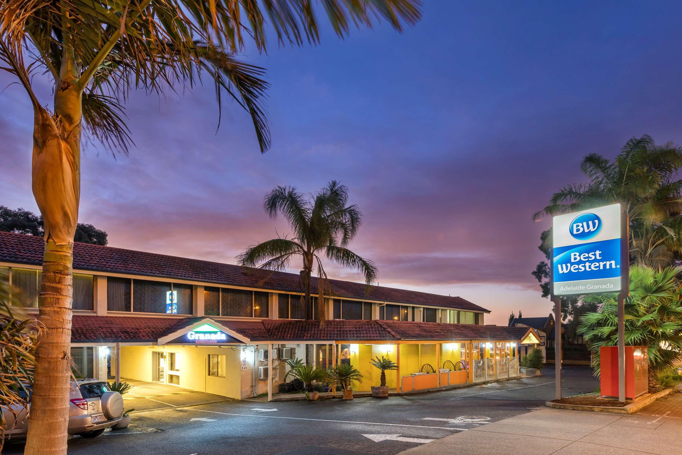 Best Western Plus Service Inn & Suites Lethbridge Luaran gambar