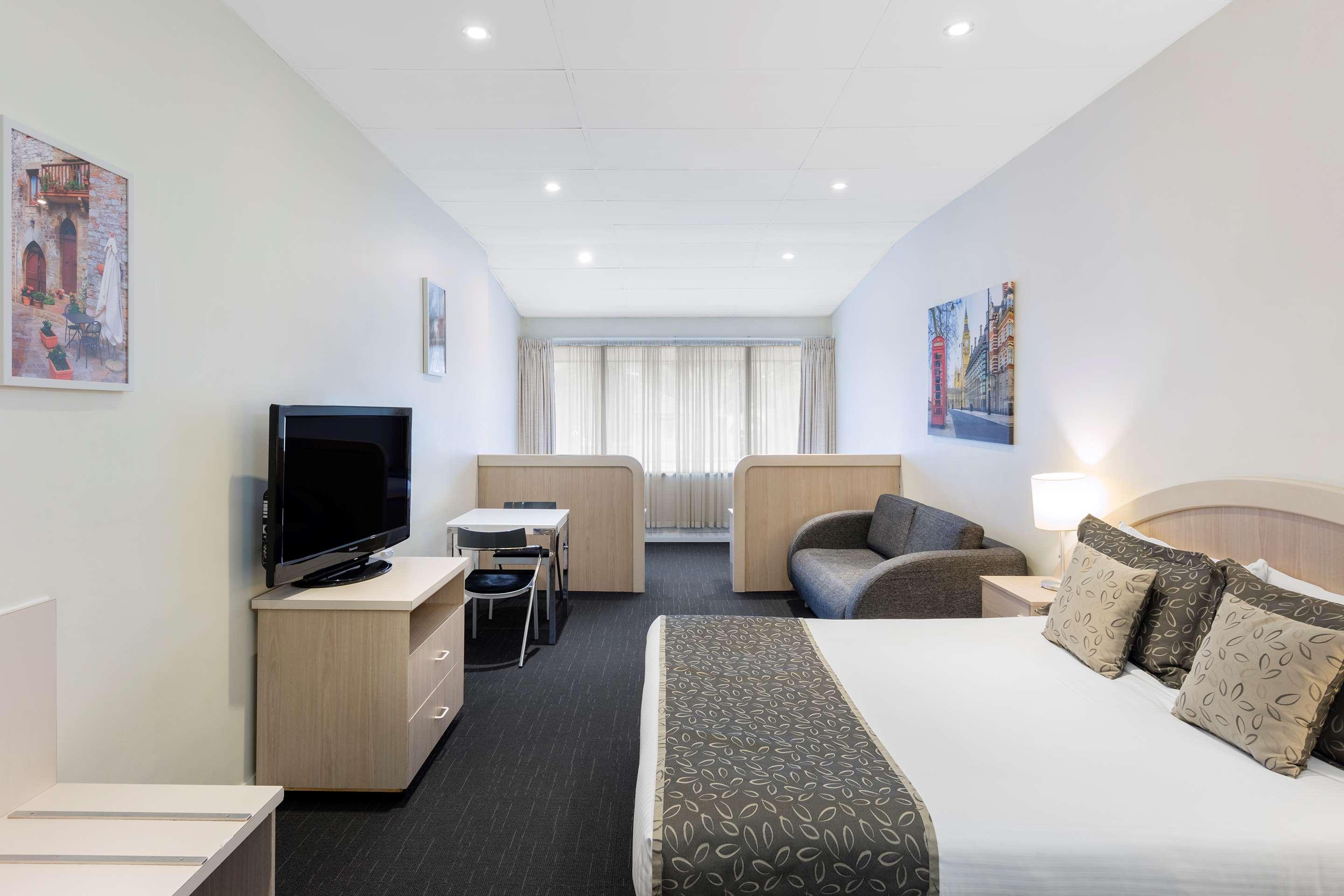 Best Western Plus Service Inn & Suites Lethbridge Luaran gambar