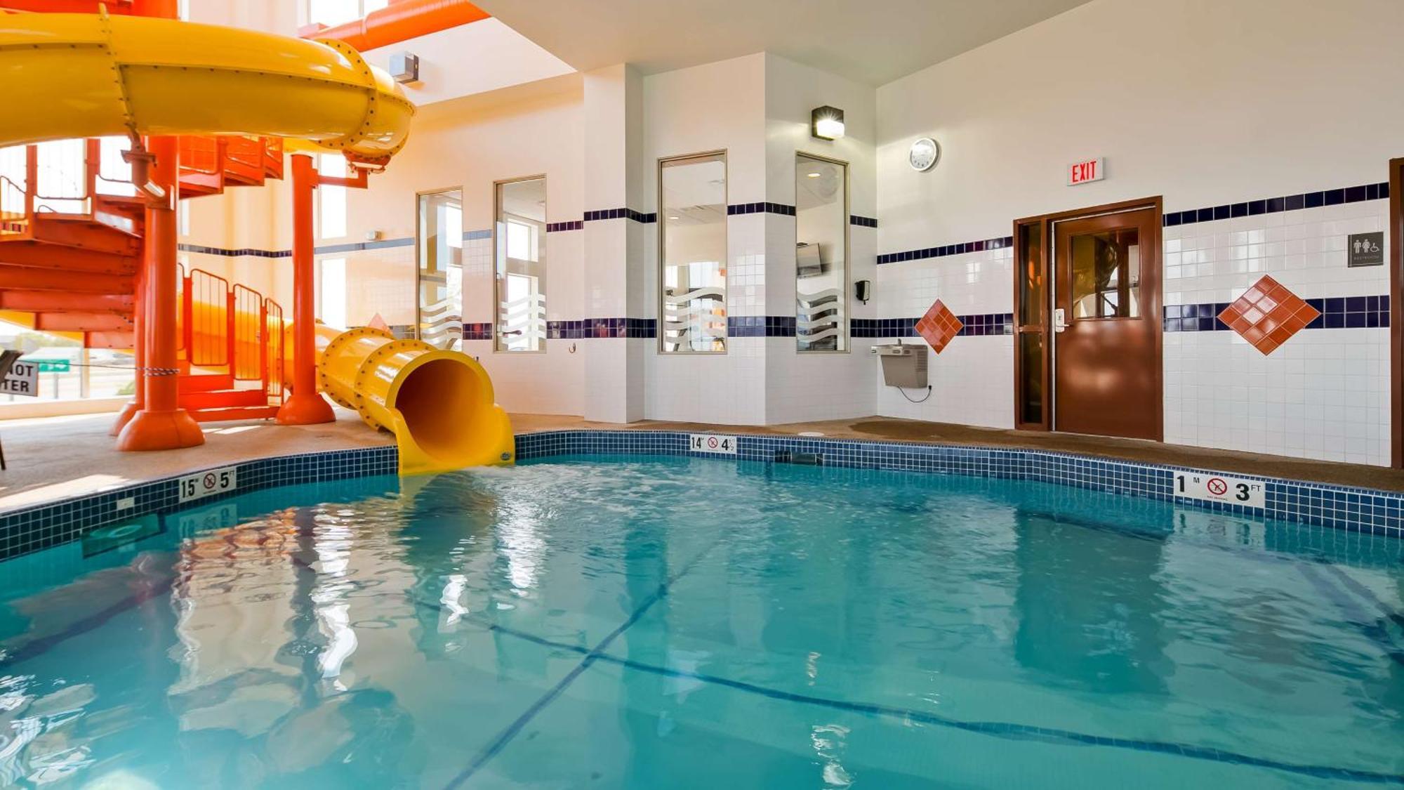 Best Western Plus Service Inn & Suites Lethbridge Luaran gambar