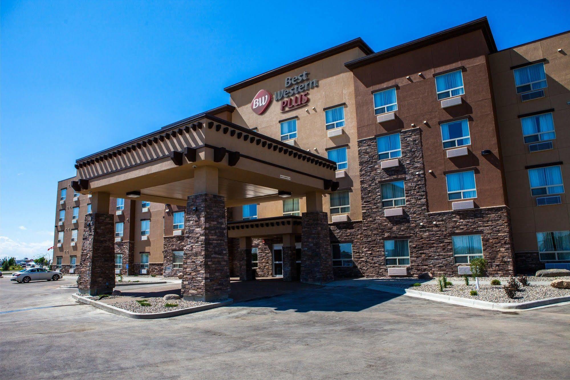 Best Western Plus Service Inn & Suites Lethbridge Luaran gambar